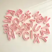 Pembe harfli kurabiye kalıbı seti, alfabe harfleri