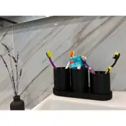 Siyah ikili elektrikli diş fırçası standı, banyoda