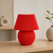 Kırmızı mantar abajur, dokulu gövde