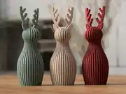 Çizgili Geyik Figürü – Modern Yılbaşı Dekoru 3